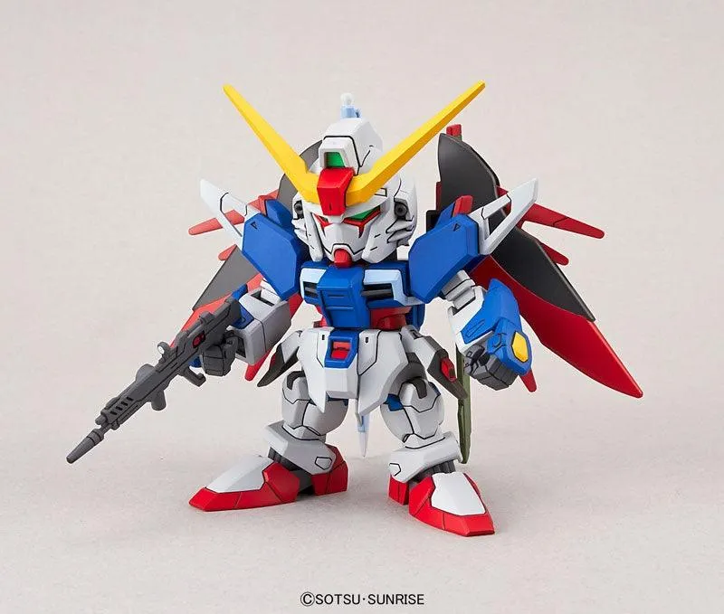 Bandai 009 Destiny Gundam SD EX-Standard Model Kit