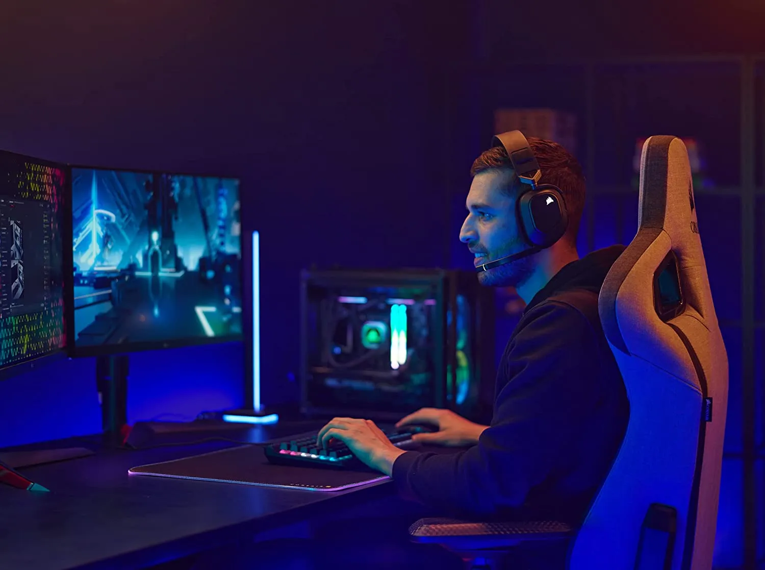 Corsair HS80 RGB Wireless Premium Gaming Headset with Spatial Audio - Works with Mac, PC, PS5, PS4 - Carbon