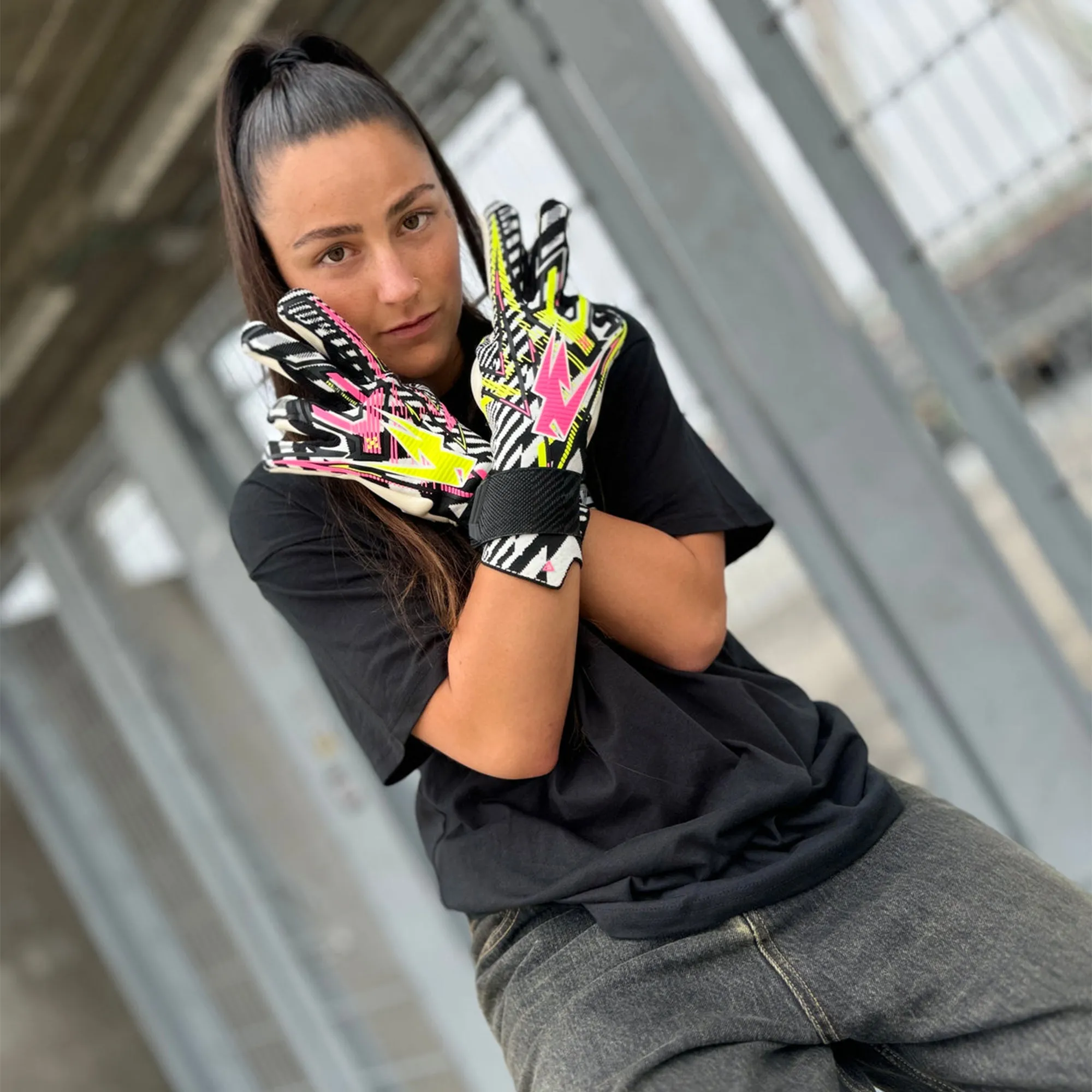 Zero Degrees Dazzle - Jnr Goalkeeping Gloves